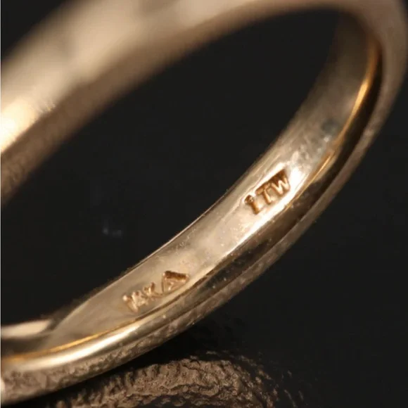 Vintage 14K solid gold 1.00 CTW natural Diamond Three Stone princess cut sz 6.50